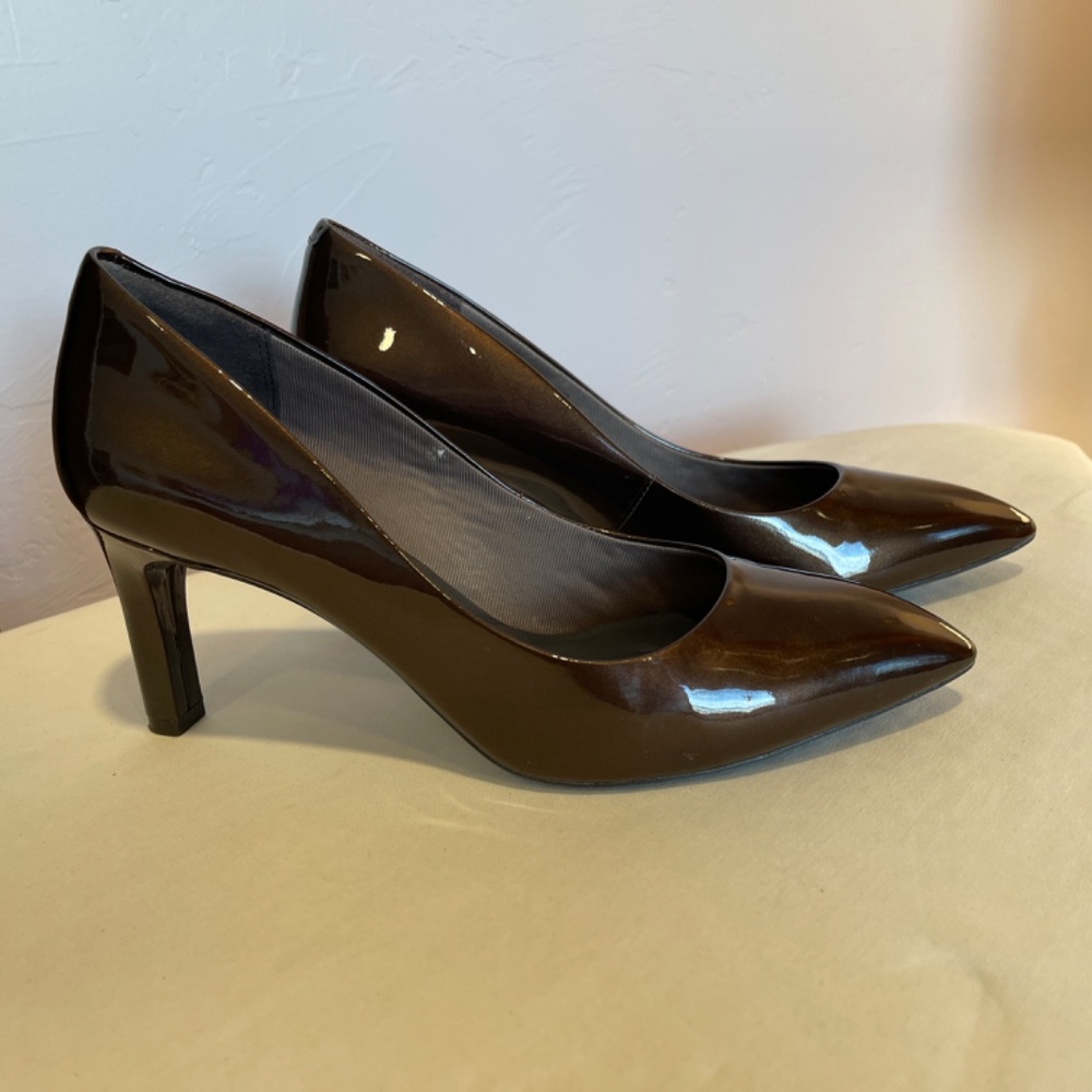Rockport Pumps, Size 9